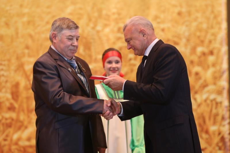 Праздник тружеников Праздник тружеников