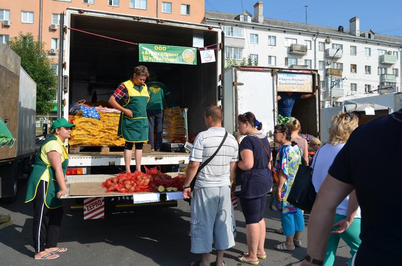 На ярмарках в Рязани продали 18 тонн картофеля, 10 тонн молочной продукции и более шести тонн мяса