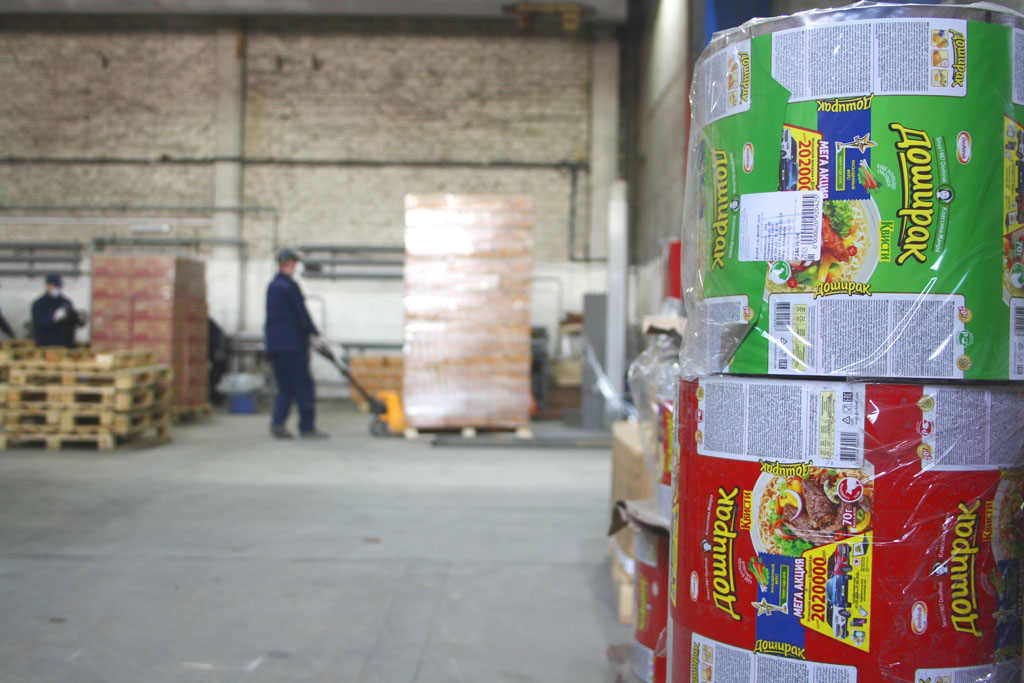 Завод «Доширак», как и другие рязанские производители продуктов длительного срока хранения, увеличил объёмы выпуска