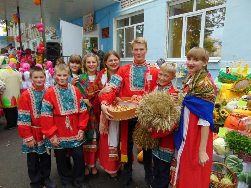 Школьники Рязанской области представили свой урожай