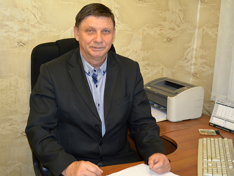 Поздравляем с юбилеем Виктора Бурмакина - начальника отдела сельского хозяйства администрации Рязанского района!