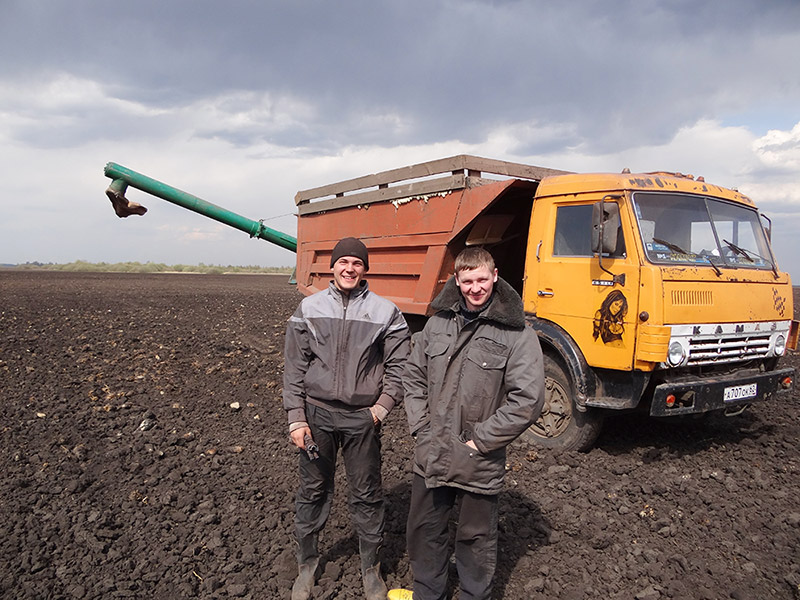 Рязанские студенты-аграрии второй год помогали в проведении весеннего сева