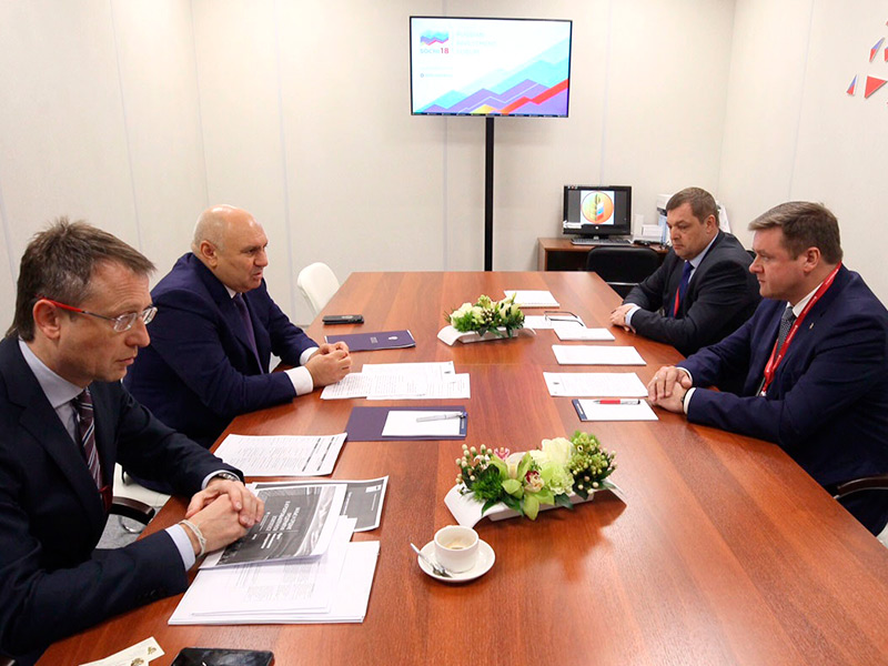 Джамбулат Хатуов провел рабочую встречу с губернатором Рязанской области Николаем Любимовым Джамбулат Хатуов провел рабочую встречу с губернатором Рязанской области Николаем Любимовым