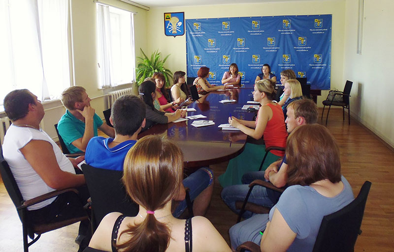 Участники информационно-консультационных бригад провели встречи с молодежью и населением в Шацком, Милославском и Скопинском районах