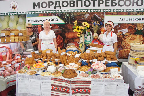 Производство и социальное развитие - все должно идти одновременно