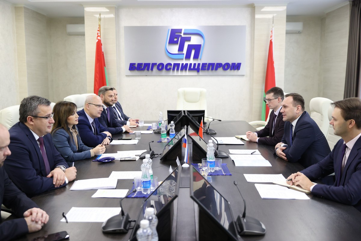 Делегация Рязанской области провела в Республике Беларусь встречу с руководством концерна «Белгоспищепром» Делегация Рязанской области провела в Республике Беларусь встречу с руководством концерна «Белгоспищепром»