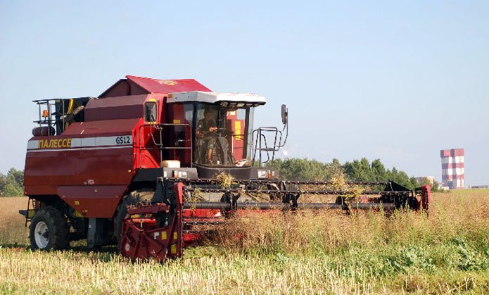 В Рязанской области продолжается уборка урожая и озимый сев