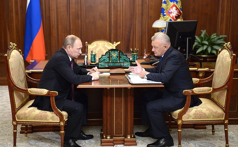 Встреча Президента РФ Владимира Путина с Губернатором Рязанской области Олегом Ковалевым Встреча Президента РФ Владимира Путина с Губернатором Рязанской области Олегом Ковалевым