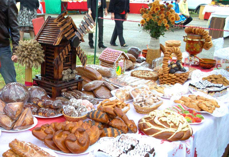 Рязанские пекари поразили своим мастерством всех гостей фестиваля «Спожинки – Праздник Урожая»