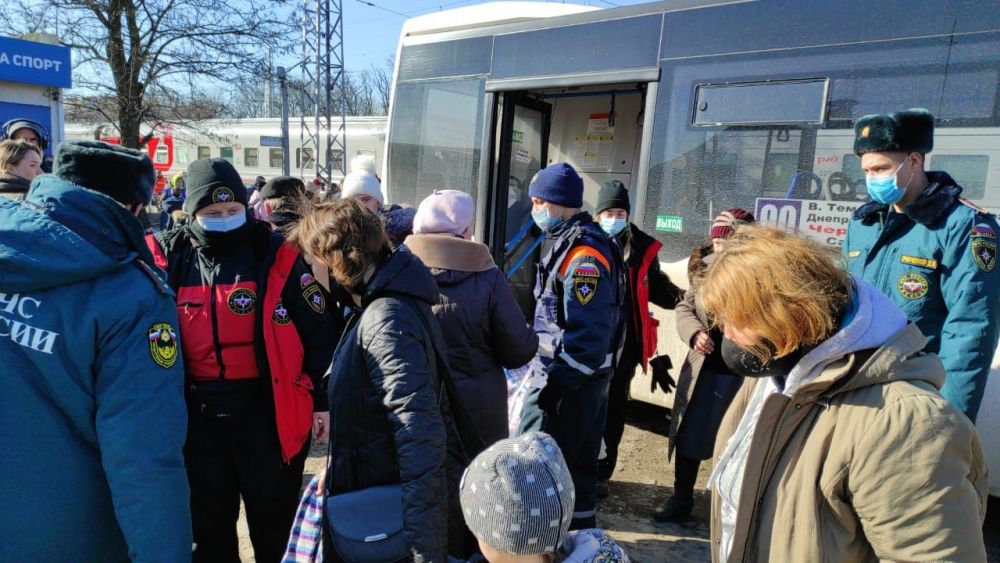 Об оказании помощи беженцам из ДНР и ЛНР