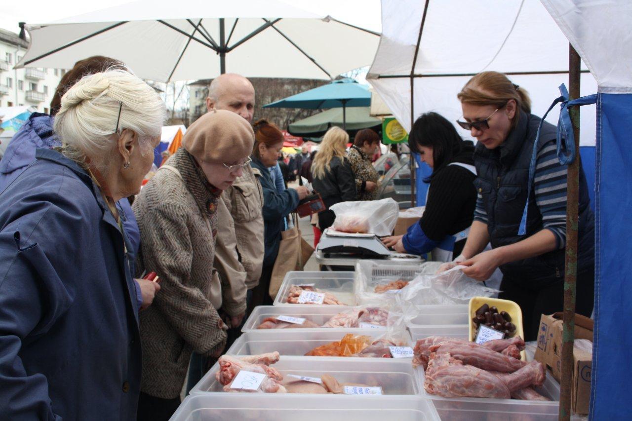 208 рязанских производителей представили свою продукцию на ярмарках выходного дня