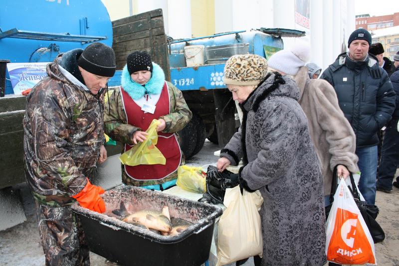 Ярмарки выходного дня в Рязани продолжают свою работу в привычном режиме Ярмарки выходного дня в Рязани продолжают свою работу в привычном режиме