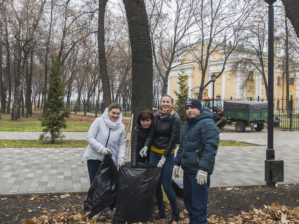 Сотрудники министерства сельского хозяйства и продовольствия Рязанской области приняли участие в городском субботнике