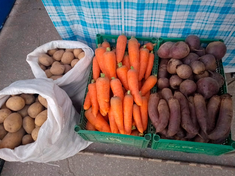 Продовольствие от местных производителей – на ярмарках выходного дня Продовольствие от местных производителей – на ярмарках выходного дня