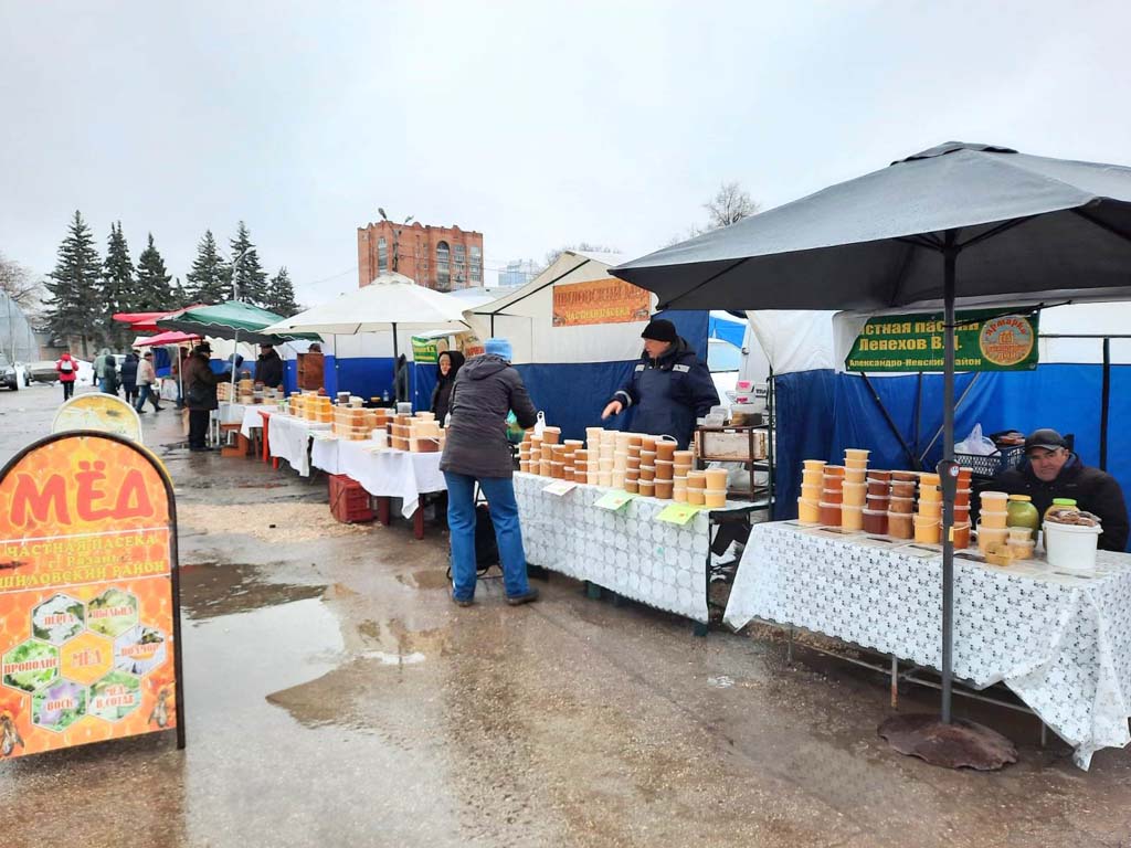 В ярмарках выходного дня приняли участие 152 местных производителя продуктов питания
