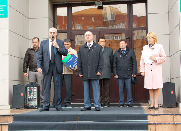 Вручение автомобилей 2012 Вручение автомобилей 2012